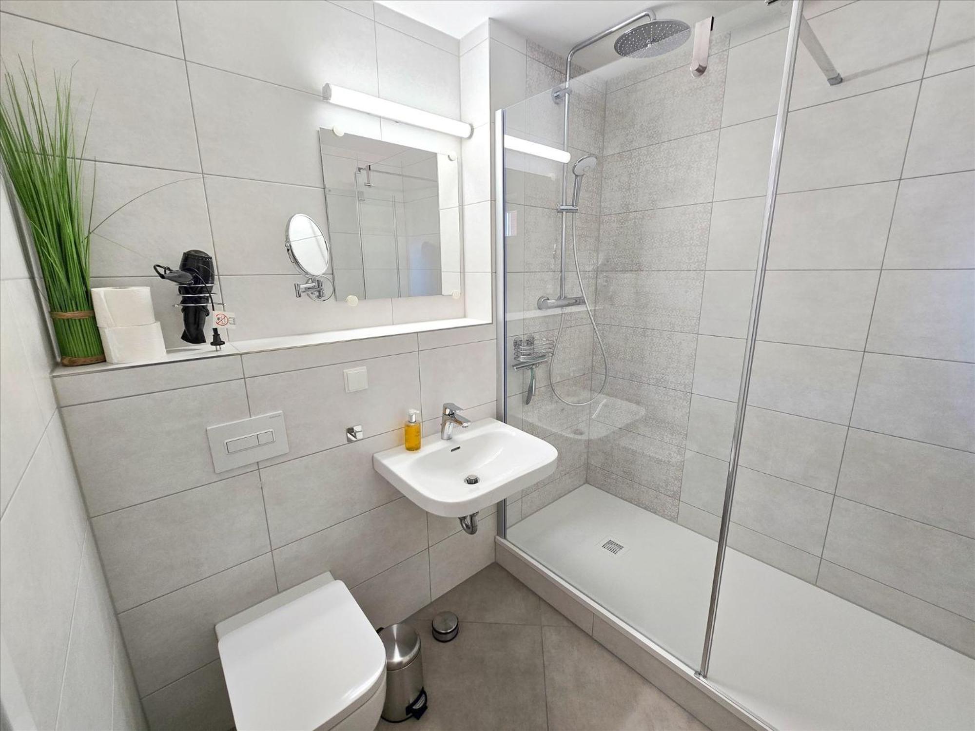 Feriendorf Rugana - Komfort Appartement Mit 1 Schlafzimmer Und Terrasse B47 Дранске Екстериор снимка